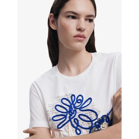 NWOT Desigual Floral Textured White Short Sleeve Shirt - Picture 2 of 5